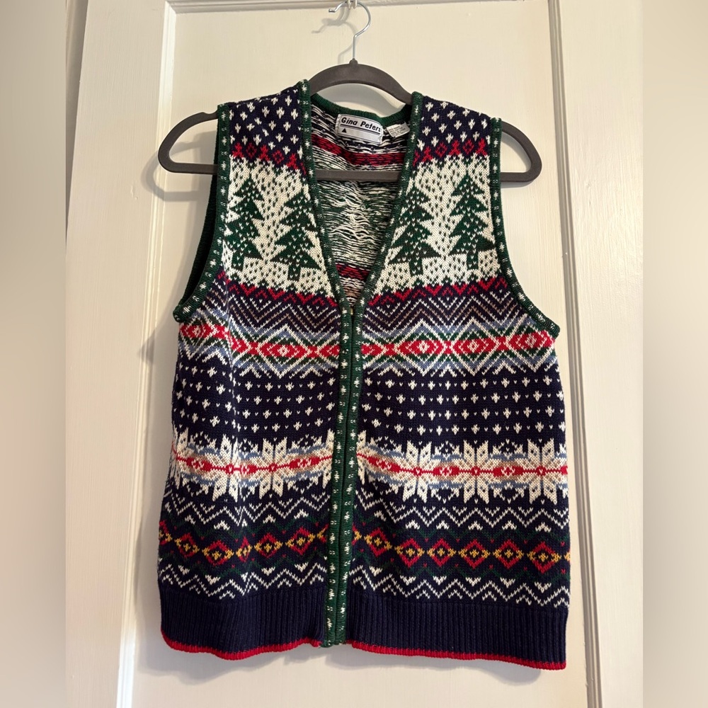 Vintage | Fair Isle Sweater Vest | Christmas, Pine Trees
